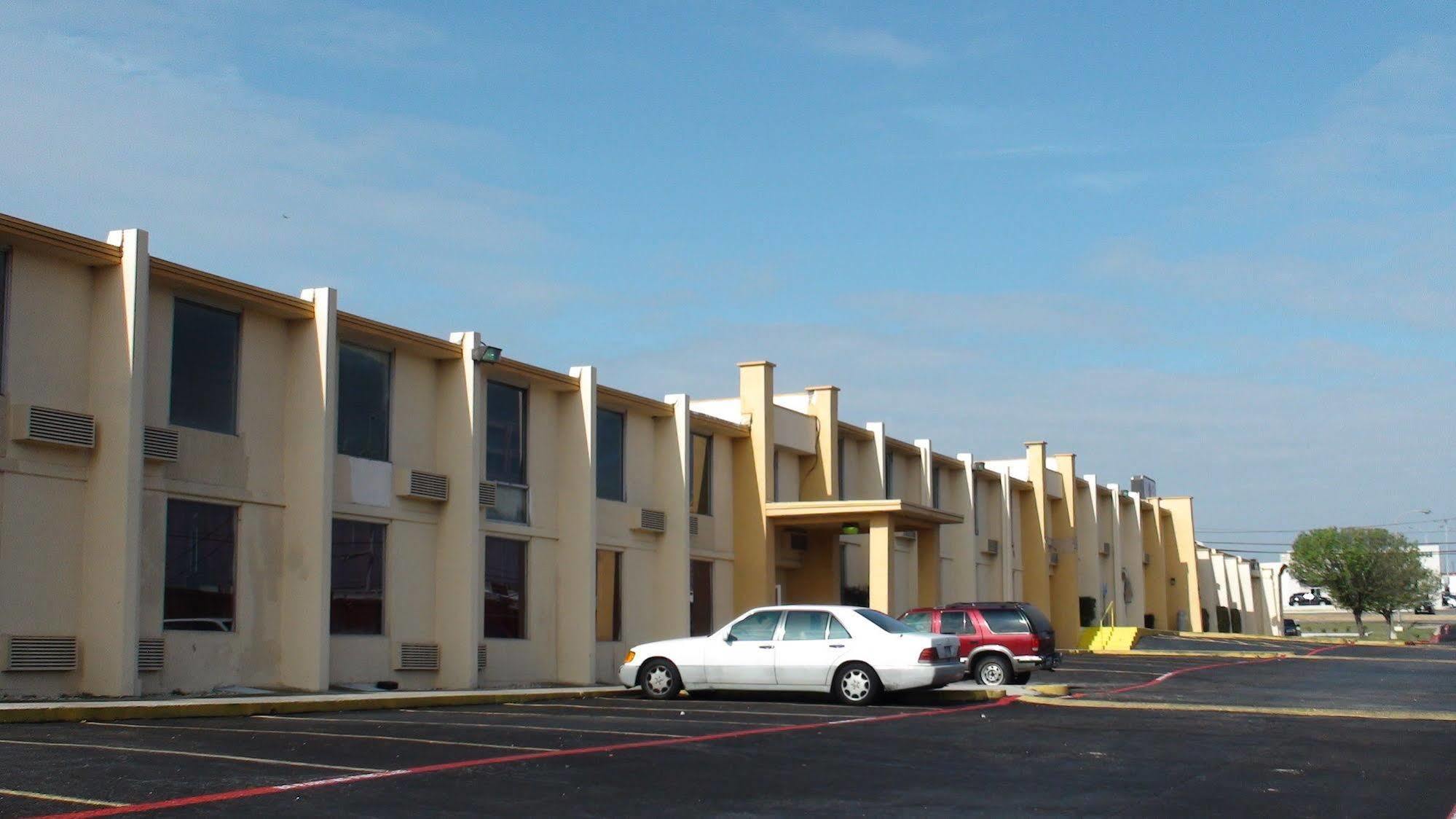 Inko Hotel Killeen Extérieur photo